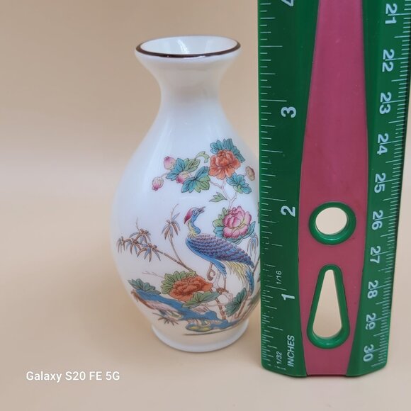 Wedgwood Kutani Crane Bud Vase Bone China Made England Gold Trim 5 1/2" - Picture 8 of 8